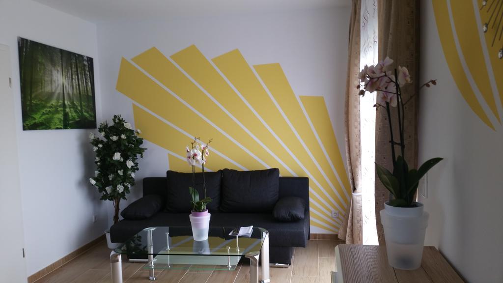 Lucys Haus 1 "Am Peeneblick" พีเนมุนเดอ ภายนอก รูปภาพ